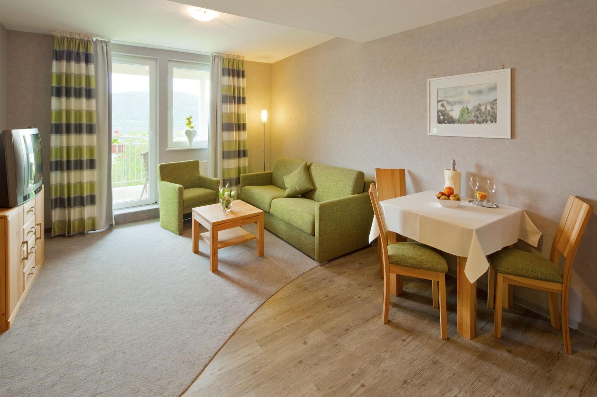 Plusnaturhotel Direkt Am Ederseeufer Waldhotel Wiesemann Und Ferienapartments Вальдек Экстерьер фото